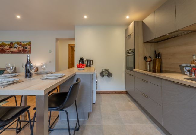 Montana Apartment - Morzine - Snow and Trek