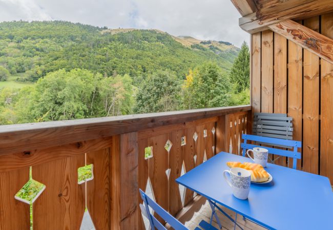 Montana Apartment - Morzine - Snow and Trek