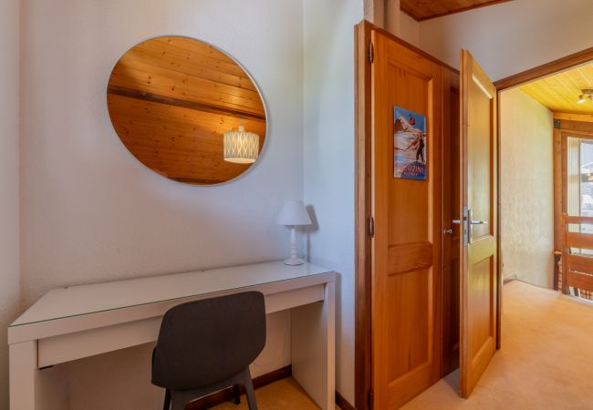 Apartment in Morzine - Corniche A18